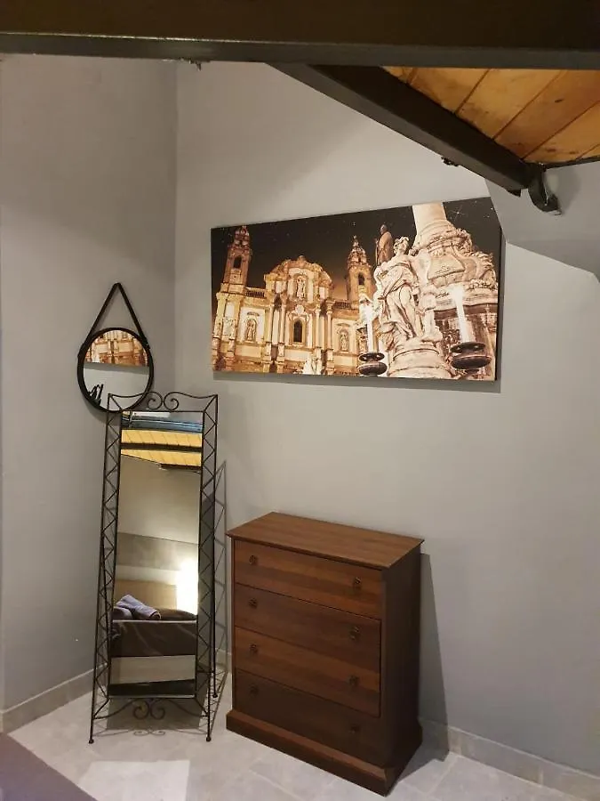 Gattopardo suite  experience apartment Palermo